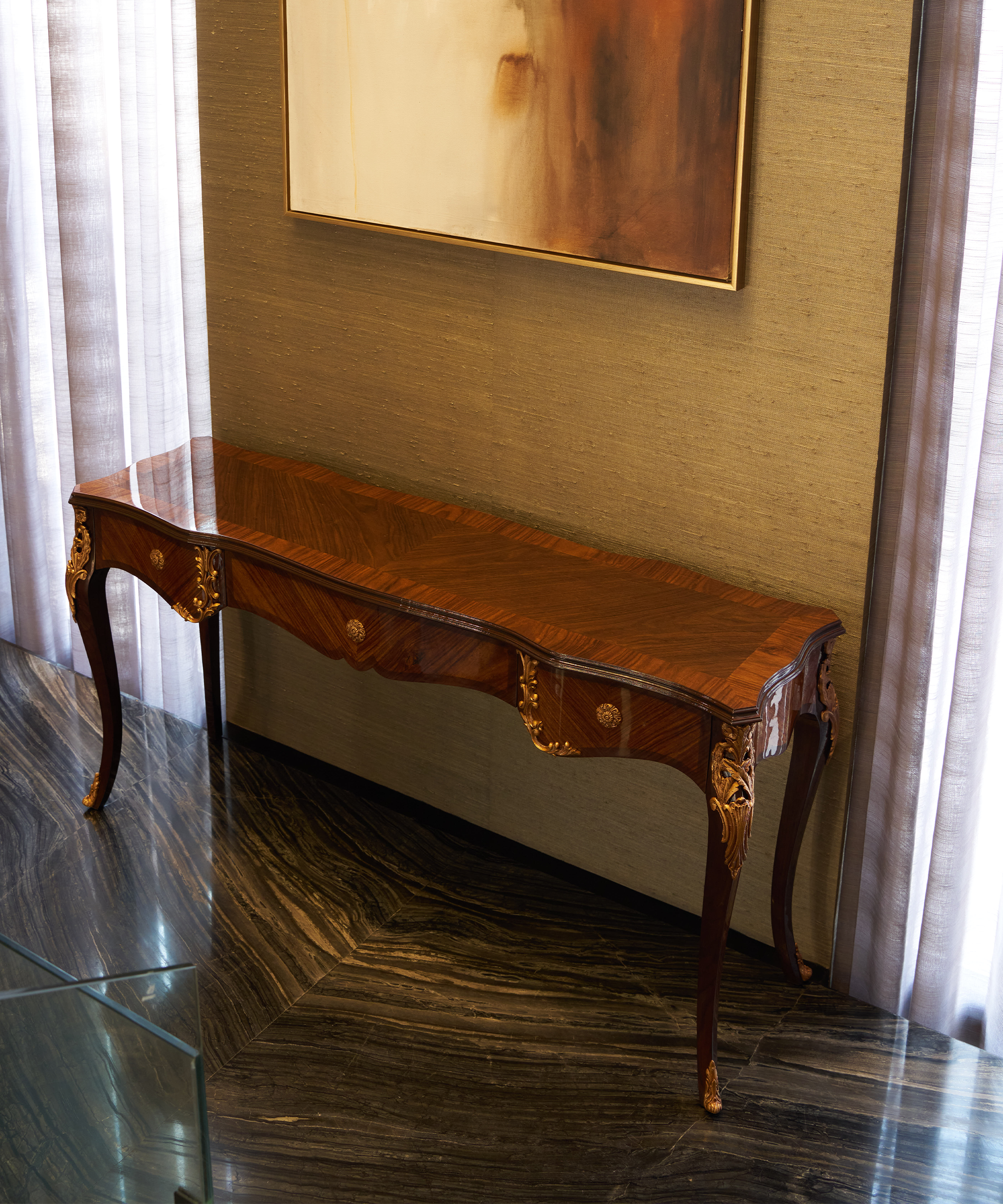 Louis veneer console