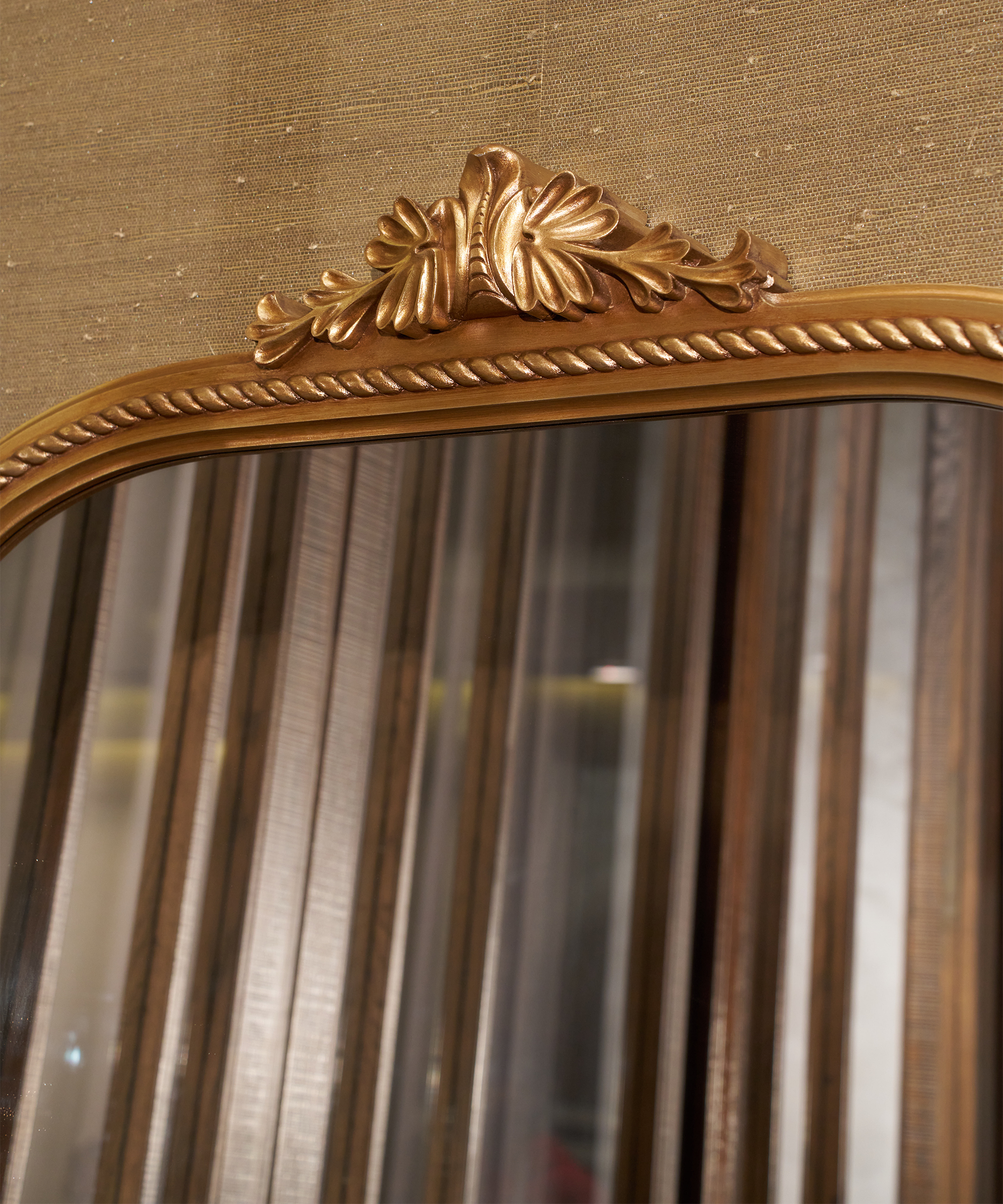 Timeless Reflection Gold Frame mirror